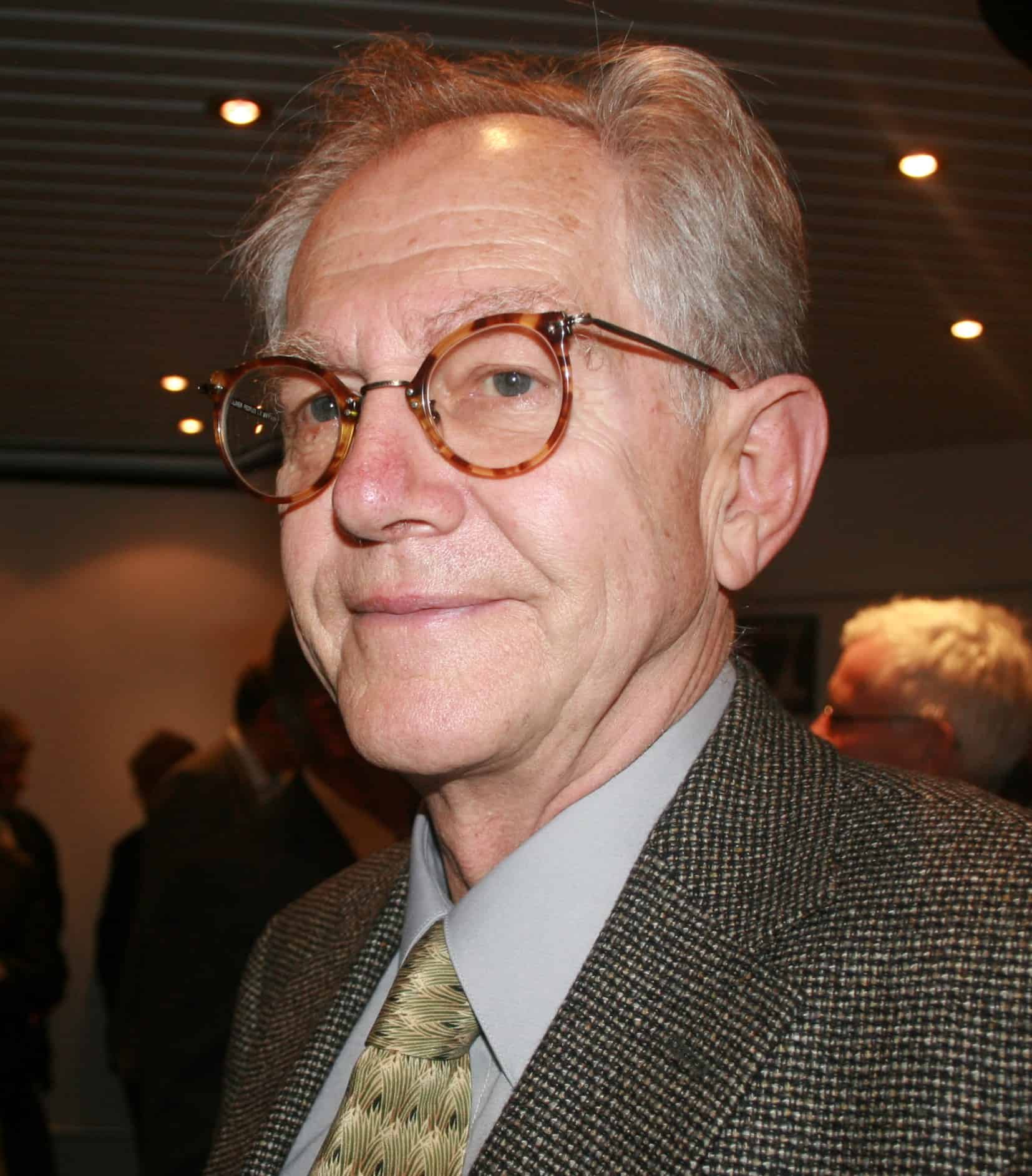 geologist, Dr. Haraldur Sigurðsson,